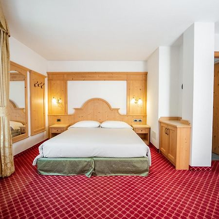 Chalet Campiglio Imperiale Garnì Madonna Esterno foto