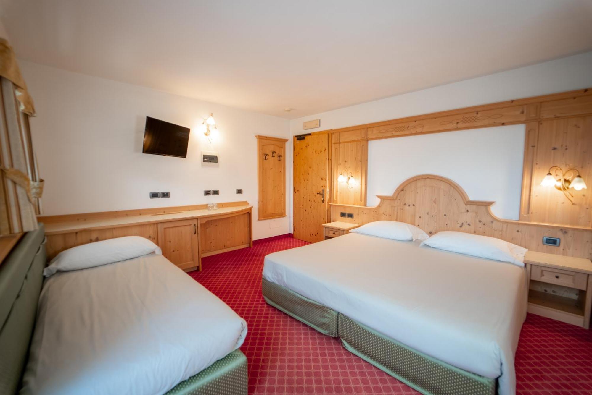 Chalet Campiglio Imperiale Garnì Madonna Esterno foto