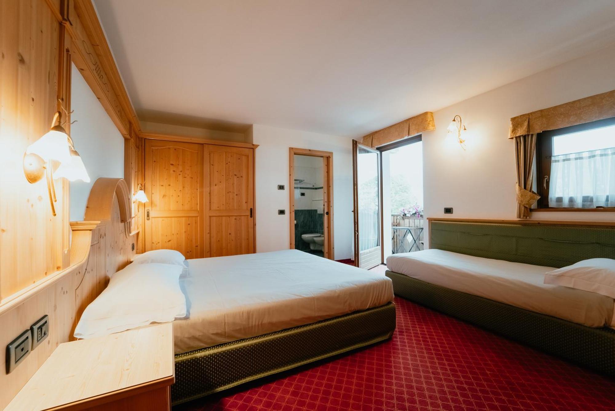 Chalet Campiglio Imperiale Garnì Madonna Esterno foto