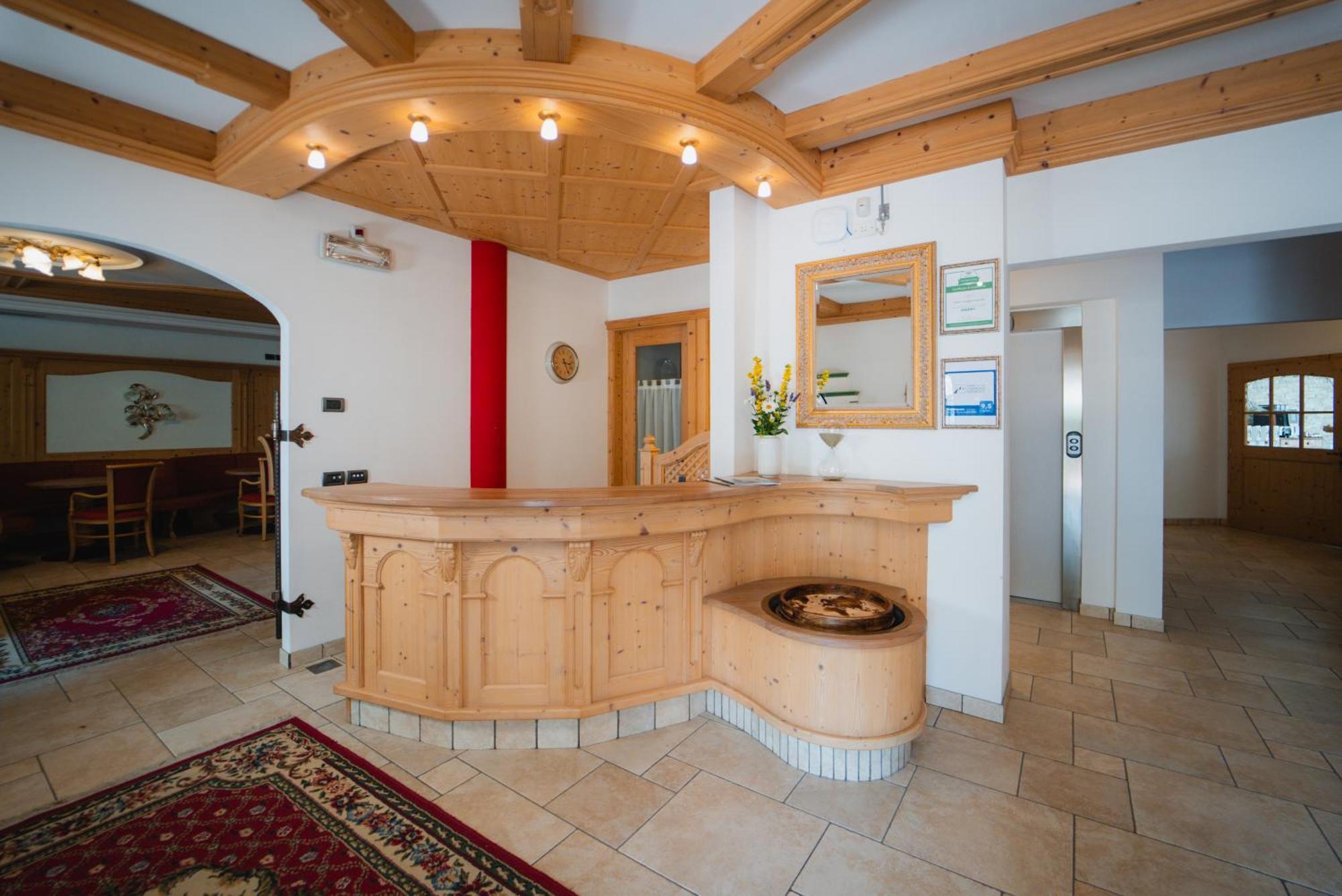 Chalet Campiglio Imperiale Garnì Madonna Esterno foto