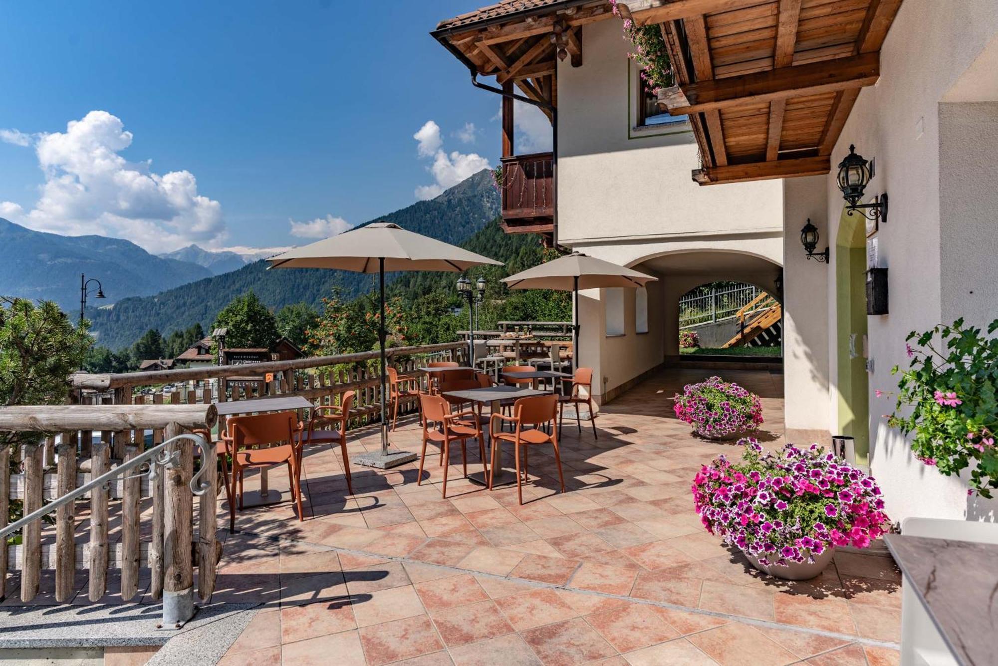 Chalet Campiglio Imperiale Garnì Madonna Esterno foto