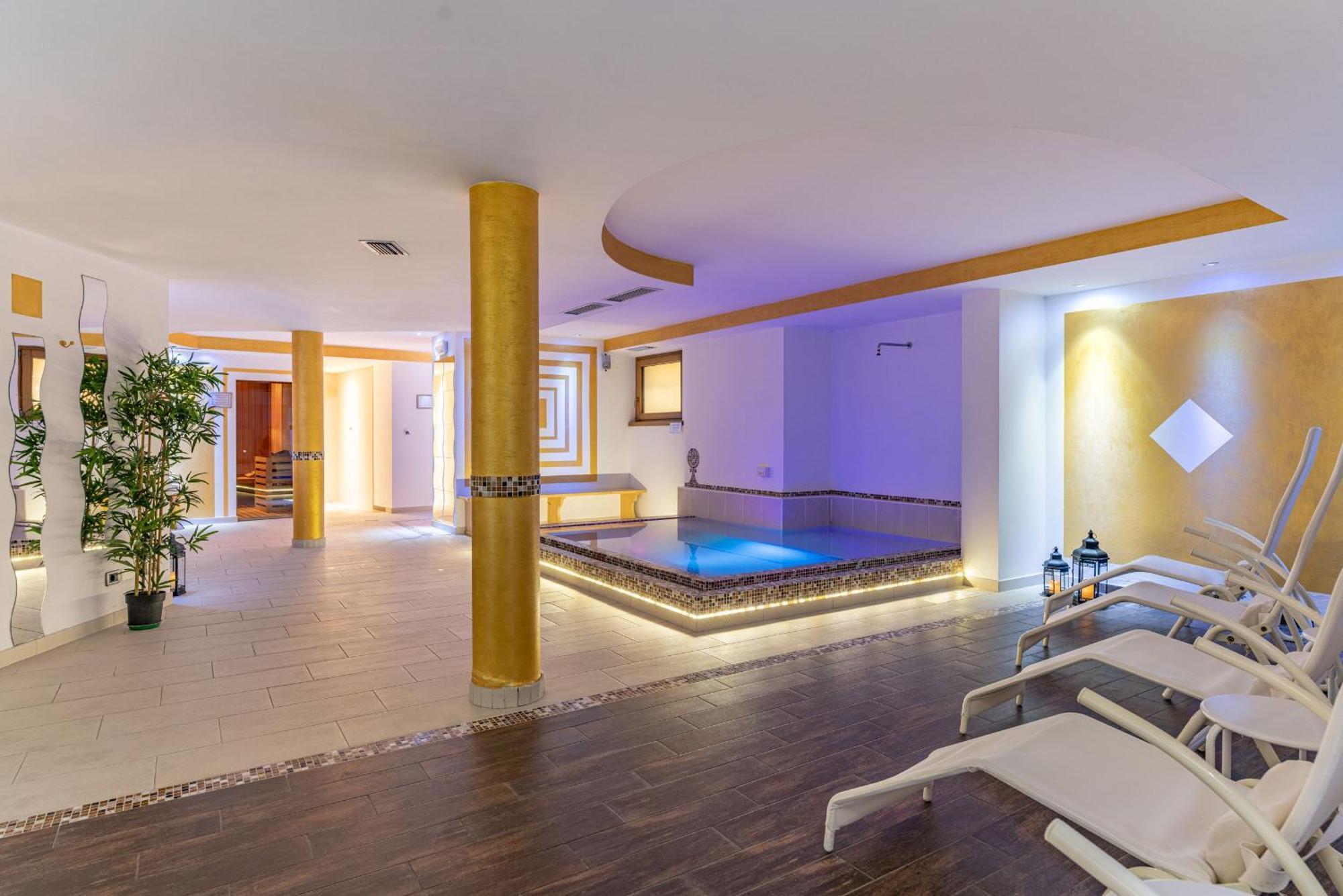 Chalet Campiglio Imperiale Garnì Madonna Esterno foto