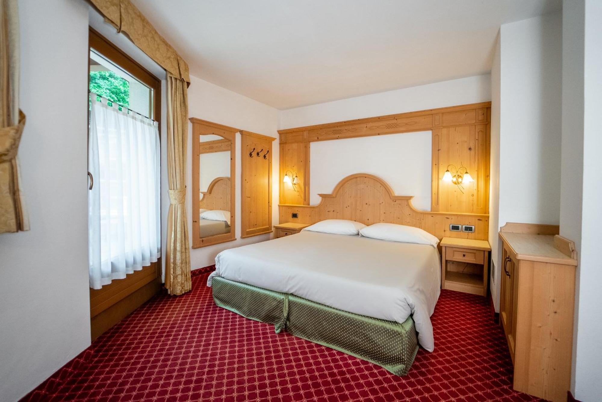 Chalet Campiglio Imperiale Garnì Madonna Esterno foto