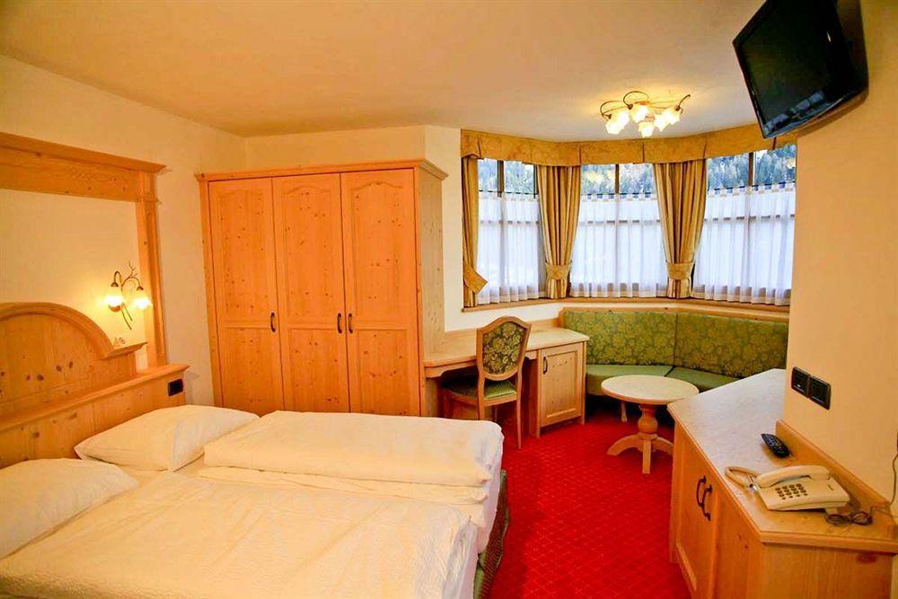 Chalet Campiglio Imperiale Garnì Madonna Esterno foto
