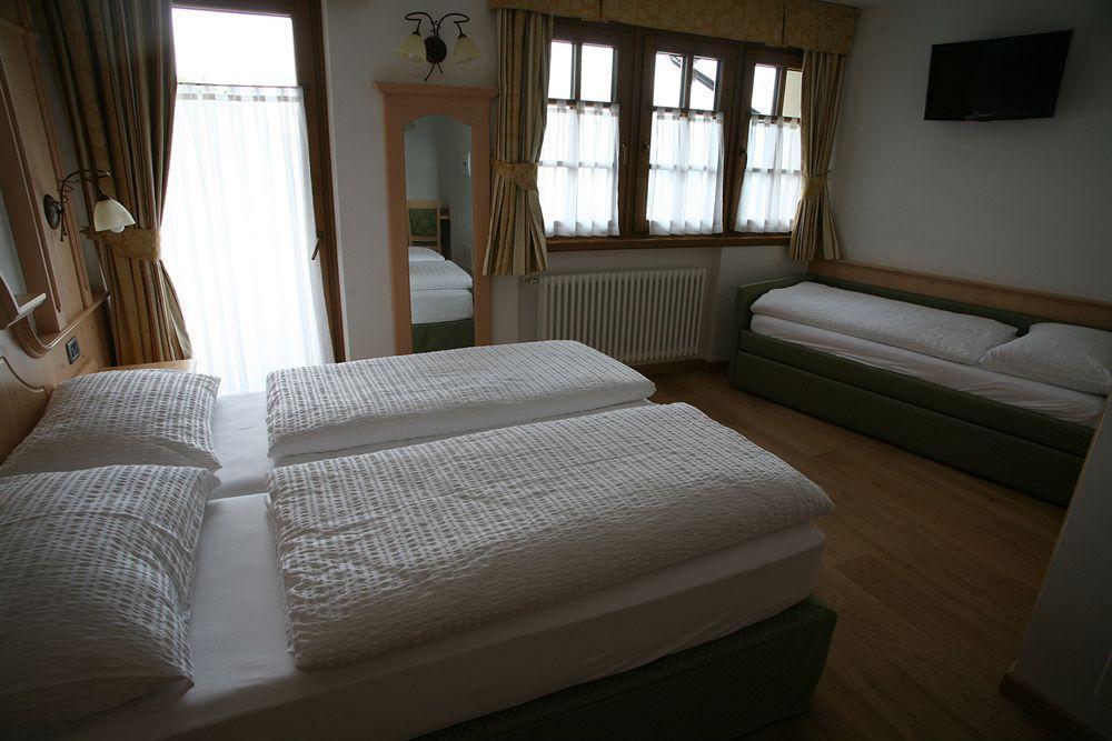 Chalet Campiglio Imperiale Garnì Madonna Esterno foto